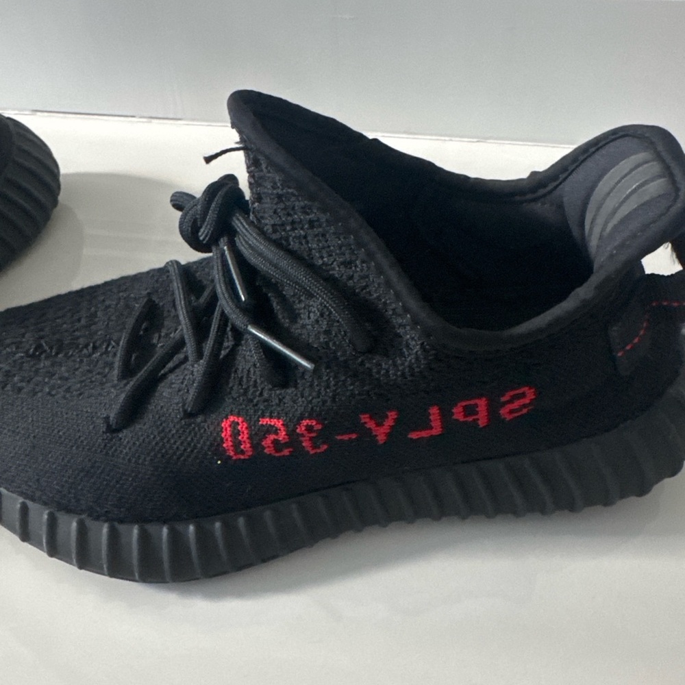 Adidas Yeezy Boost 350 V2 “Bred” Black Red SPLY-350 Sneakers – Size 7.5 - Picture 2 of 10